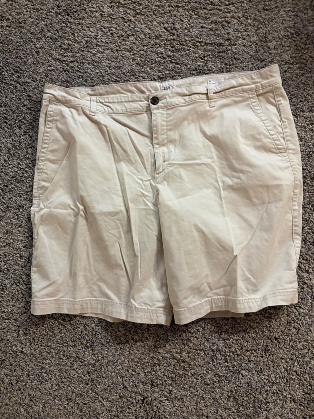 GAP Women's Light Cream Chino Shorts